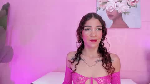 evelyn__rose1 online show from March 18, 6:22 pm