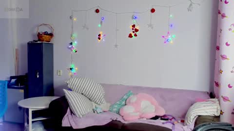 Snapshot of evelyn_harper_x chatting on December 18, 6:21 am Eve online show from December 18, 6:21 am