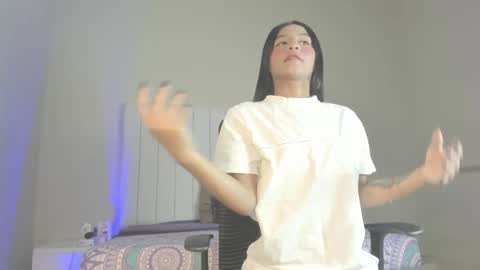 evelyn_jones__ online show from September 12, 4:01 am
