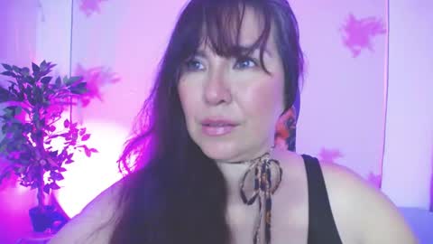 Juliana online show from September 25, 6:22 pm