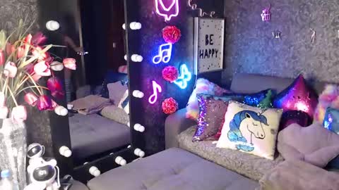 Snapshot of evelynagrey chatting on December 3, 2:47 am EvelynaGrey online show from December 3, 2:47 am