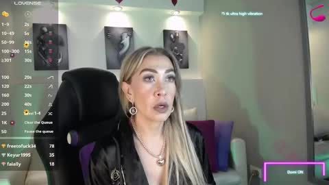 Snapshot of evelynagrey chatting on February 28, 9:47 am EvelynaGrey online show from February 28, 9:47 am
