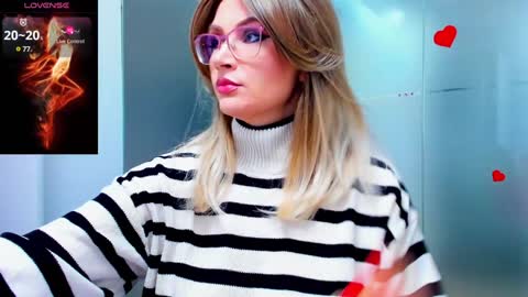 evelyne_rose online show from January 18, 5:41 am