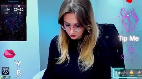 evelyne_rose online show from November 3, 6:14 am