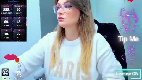 evelyne_rose online show from December 1, 5:34 am