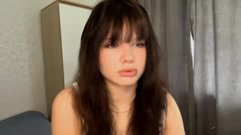 Snapshot of evelynhudson chatting on June 4, 8:42 am Evelyn Velvet online show from June 4, 8:42 am