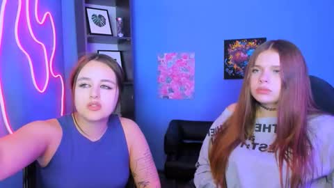 evelynlovelyy online show from March 17, 5:16 pm