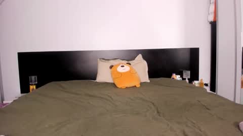 Evelyne online show from January 16, 9:08 pm