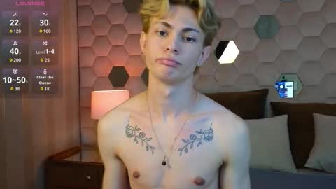 Even online show from December 4, 8:06 pm