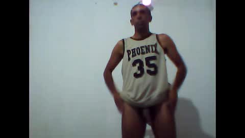 Snapshot of everaldosantos chatting on March 15, 10:27 pm everaldosantos online show from March 15, 10:27 pm