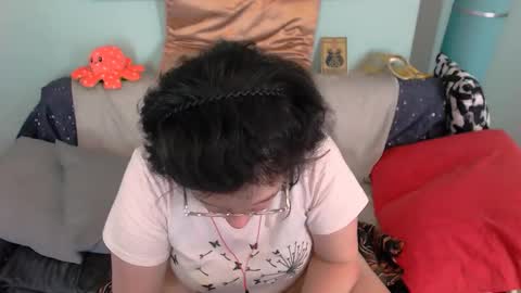 Everly online show from October 31, 4:57 am