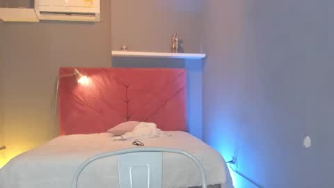 Sophia online show from October 11, 8:07 pm