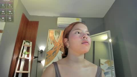 Sophia online show from December 17, 7:53 pm