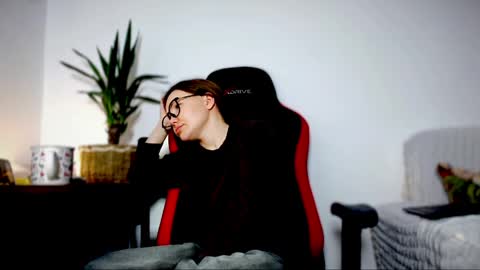 Goddes 1 online show from April 21, 6:55 pm