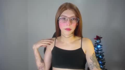 Snapshot of evi_kitty chatting on December 19, 7:29 pm Evi online show from December 19, 7:29 pm