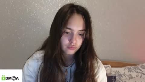 evi_woow online show from July 10, 8:11 pm