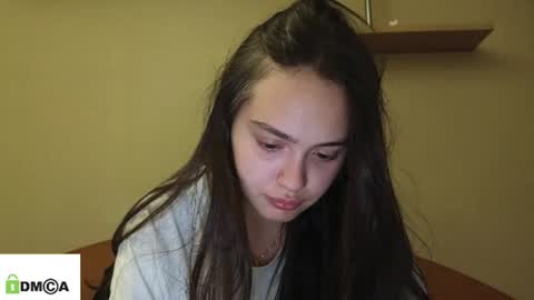 evi_woow online show from July 17, 1:45 am