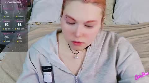 evie_val online show from February 11, 5:18 pm