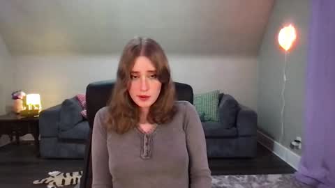 Snapshot of eviecam chatting on January 4, 7:13 am Evie3 online show from January 4, 7:13 am