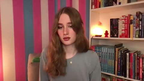 Snapshot of eviecam chatting on October 22, 7:02 pm Evie3 online show from October 22, 7:02 pm