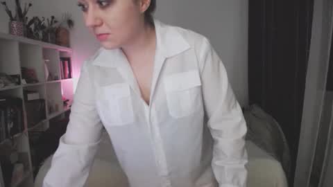 Im gonna be on in 2 hours online show from October 23, 8:07 pm