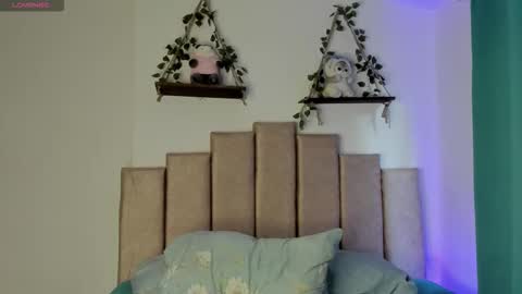 Snapshot of evieh1_ chatting on March 25, 10:16 pm Ivi Alejandra online show from March 25, 10:16 pm