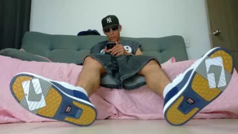 evil_boss1 online show from July 25, 3:04 am