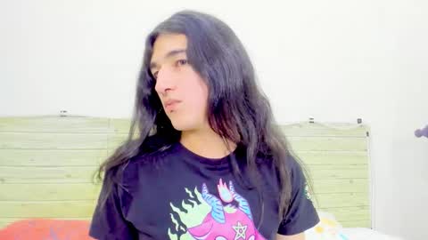 Marley independent model online show from January 16, 7:40 pm