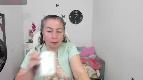 Snapshot of evil_stepmothers chatting on April 27, 5:11 pm Pamela online show from April 27, 5:11 pm