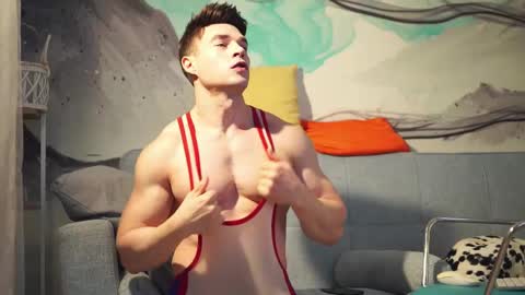 Snapshot of evildavil chatting on February 18, 10:47 pm David online show from February 18, 10:47 pm