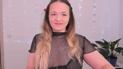 Snapshot of evilla_brill chatting on April 19, 11:42 am evilla_brill online show from April 19, 11:42 am