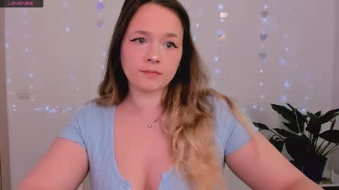 Snapshot of evilla_brill chatting on April 26, 8:34 am evilla_brill online show from April 26, 8:34 am