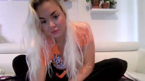 Badblondebunny online show from October 8, 9:12 pm