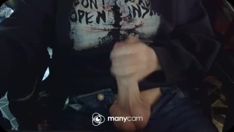 Snapshot of evilshadow41 chatting on March 28, 7:13 pm Shadow online show from March 28, 7:13 pm