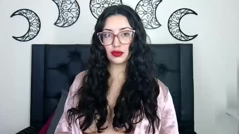 Snapshot of evoletmk chatting on January 12, 6:02 pm Evolet online show from January 12, 6:02 pm