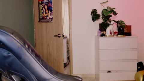 evva_foxxy online show from July 16, 2:45 pm