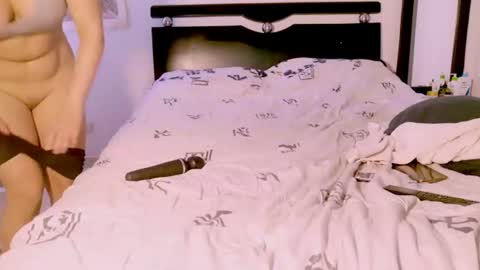 evva_foxxy online show from July 28, 3:21 pm