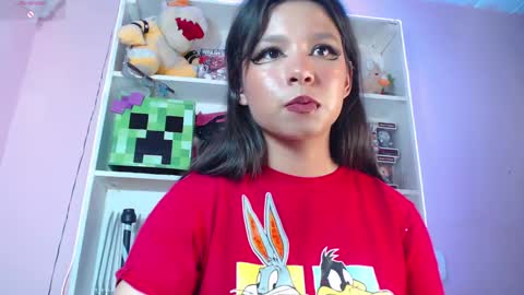 Im Evy online show from December 4, 7:34 pm