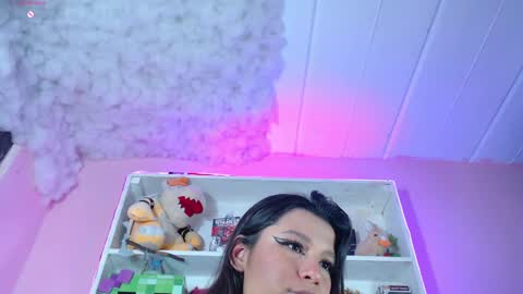 Im Evy online show from December 12, 5:26 pm