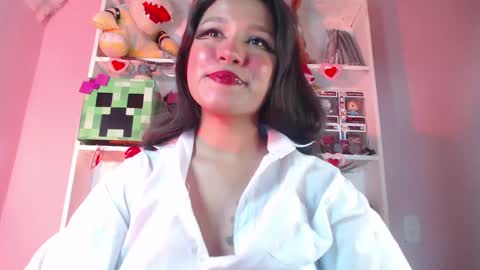 Im Evy online show from February 11, 6:44 pm