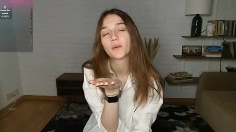 Snapshot of excellent_vibe chatting on May 13, 9:11 pm Ann online show from May 13, 9:11 pm
