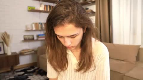 Snapshot of excellent_vibe chatting on June 15, 9:39 pm Ann online show from June 15, 9:39 pm