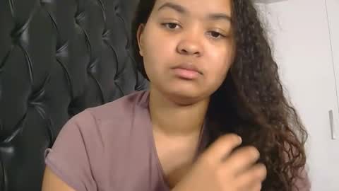 Snapshot of exclusivecourtney chatting on November 15, 5:53 pm courtney online show from November 15, 5:53 pm