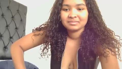 Snapshot of exclusivecourtney chatting on November 29, 6:27 am courtney online show from November 29, 6:27 am