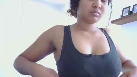 Snapshot of exclusivecourtney chatting on December 15, 6:39 am courtney online show from December 15, 6:39 am