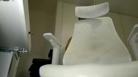 Snapshot of exhibapoil chatting on June 4, 11:27 am exhibapoil online show from June 4, 11:27 am