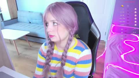  Amy  online show from September 25, 9:24 am