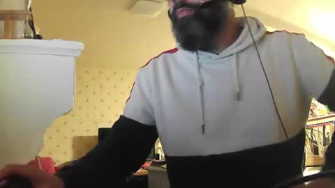 Snapshot of exibdevil chatting on December 8, 8:36 pm Gio online show from December 8, 8:36 pm