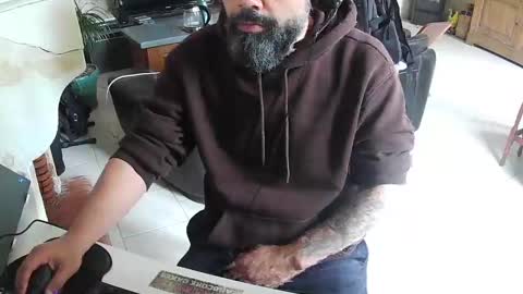 Snapshot of exibdevil chatting on February 23, 4:35 pm Gio online show from February 23, 4:35 pm