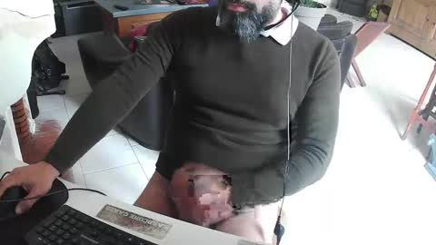 Snapshot of exibdevil chatting on March 12, 4:46 pm Gio online show from March 12, 4:46 pm